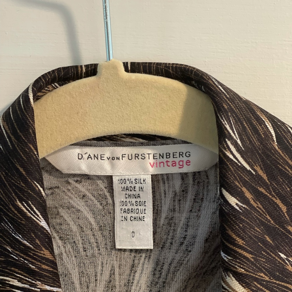 DVF Vintage wrap dress. Size 0.